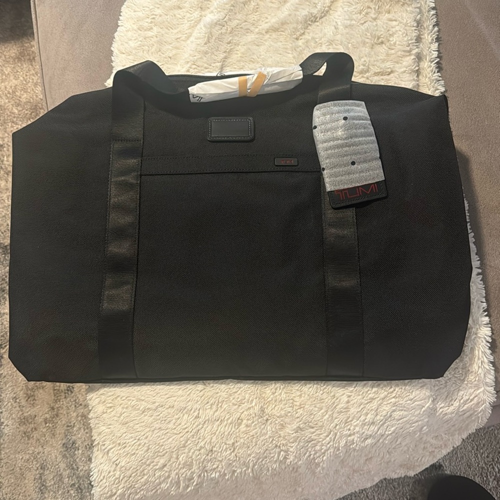 Tumi travel satchel *NWT